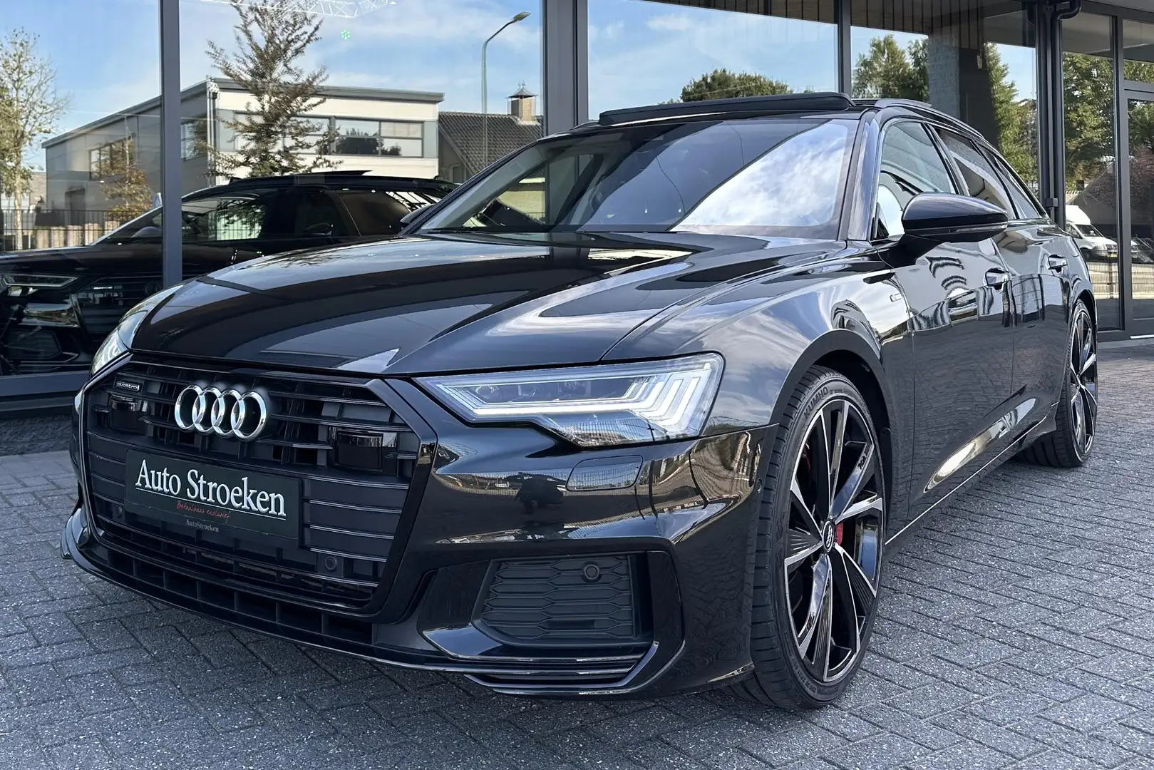 Audi A6 Avant 55 TFSIe Quattro 3X S-Line Pano B&O Nachtzic Noir - 2