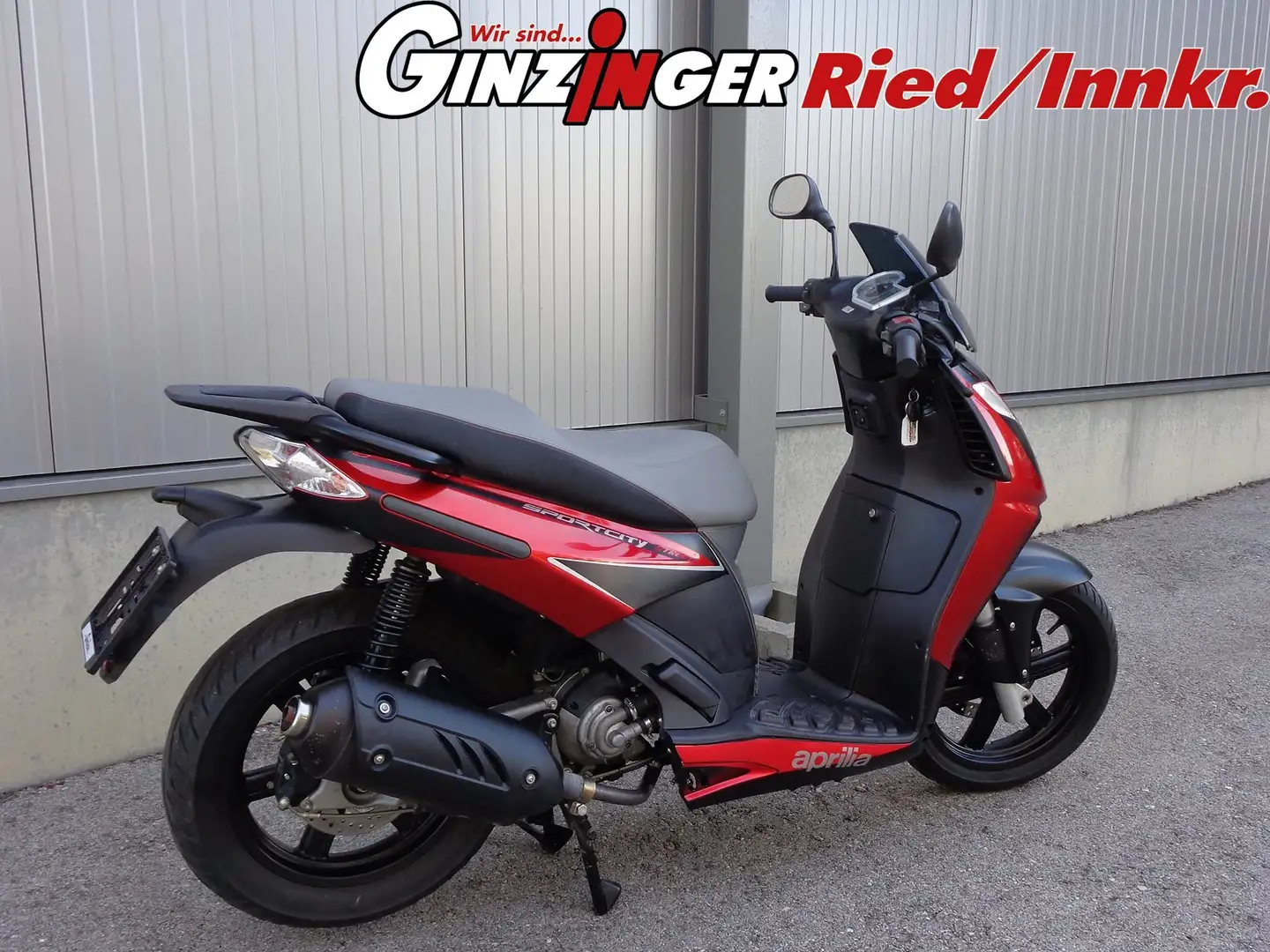 Aprilia Sportcity 125 15 PS Czerwony - 2