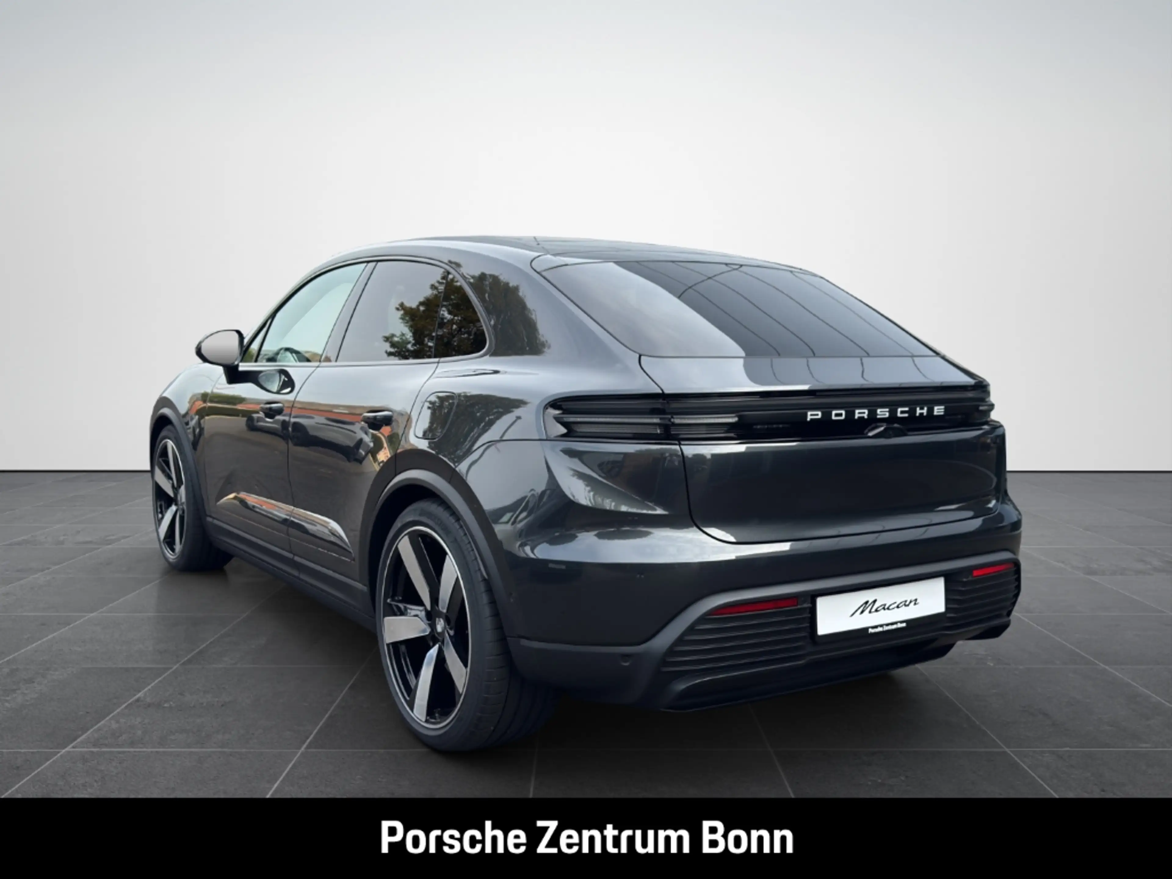Porsche Macan BOSE Luftfederung PASM 22-Zoll LED-Matrix — photo 7
