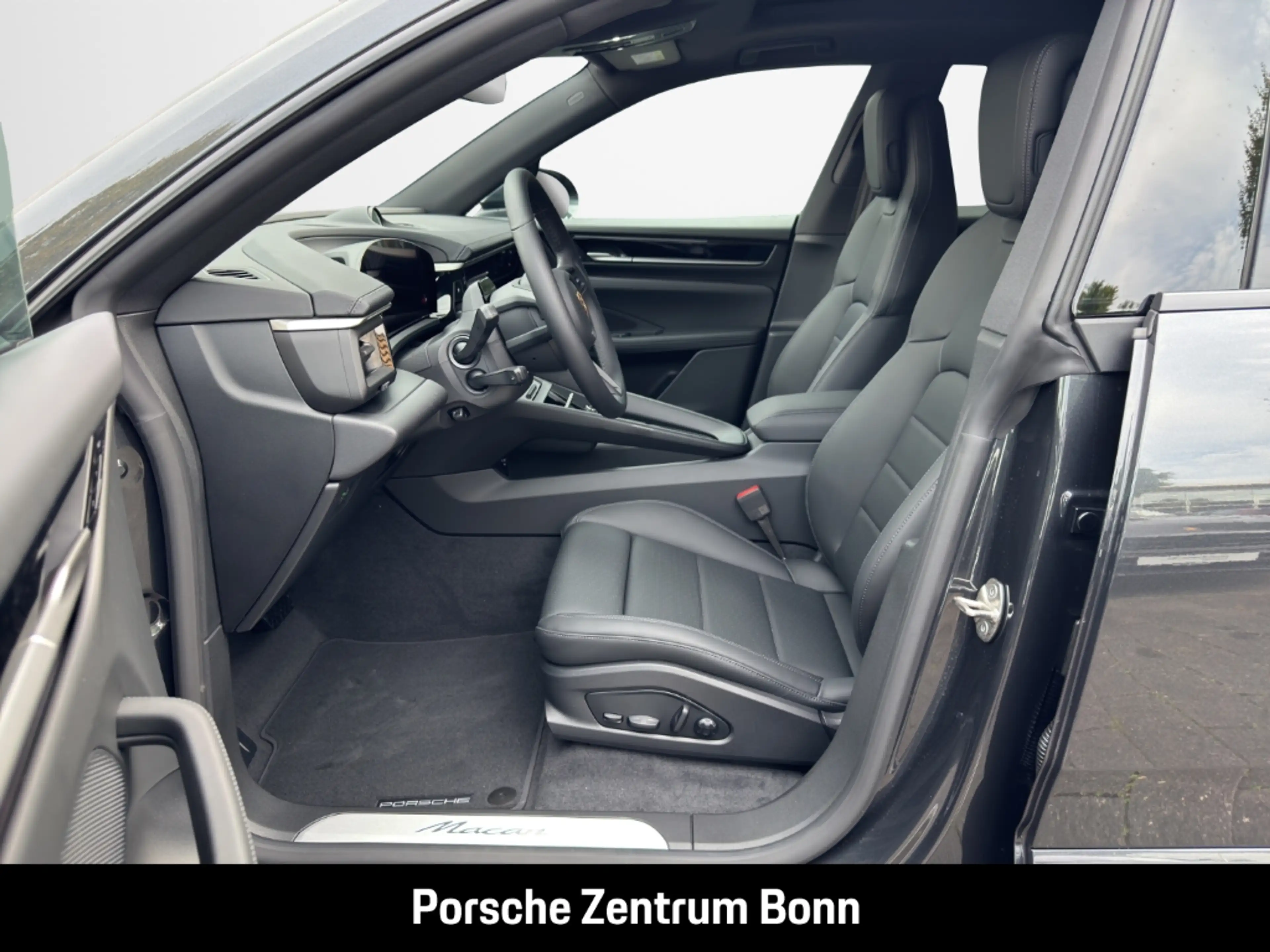 Porsche Macan BOSE Luftfederung PASM 22-Zoll LED-Matrix — photo 9