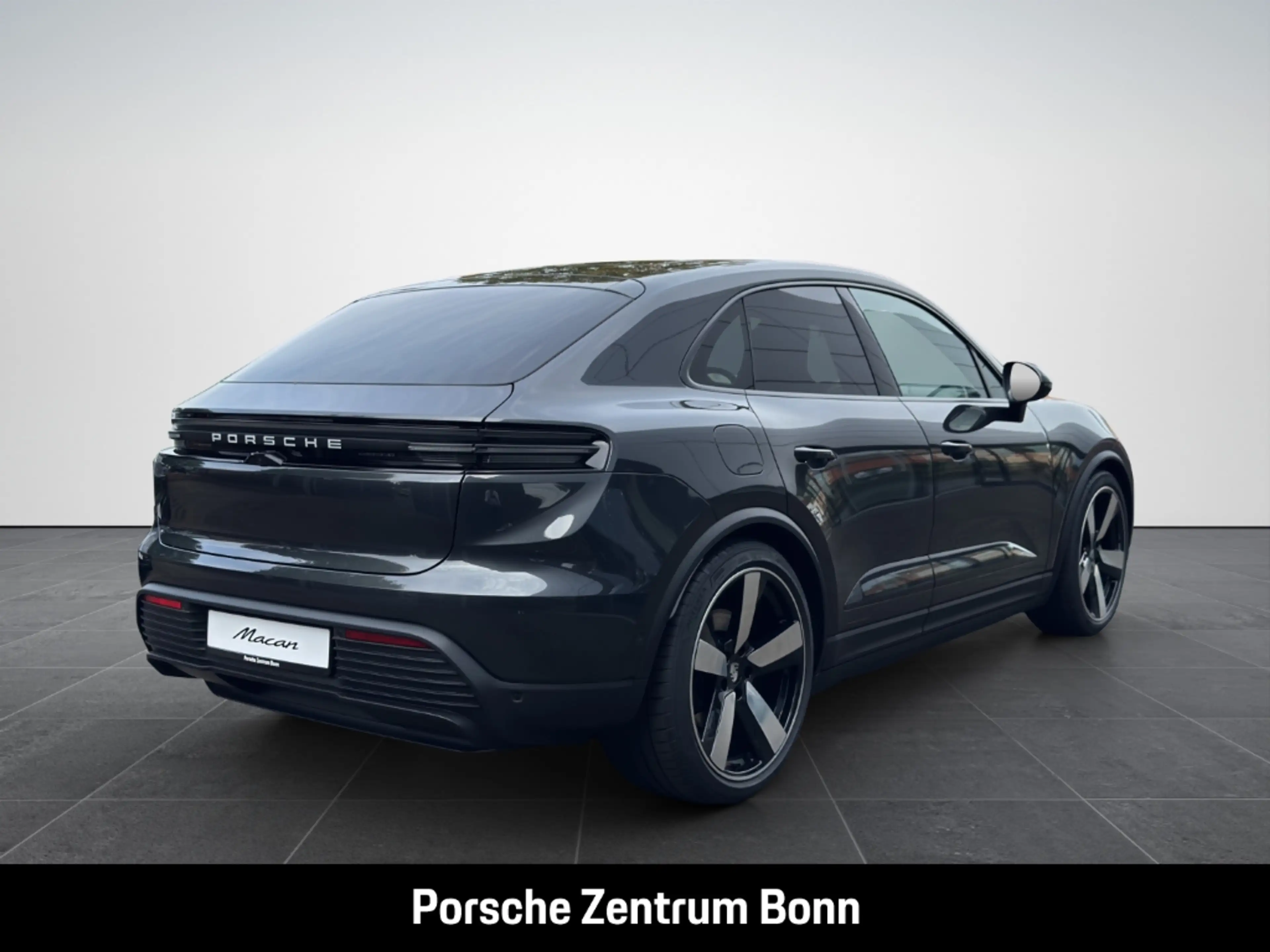 Porsche Macan BOSE Luftfederung PASM 22-Zoll LED-Matrix — photo 5
