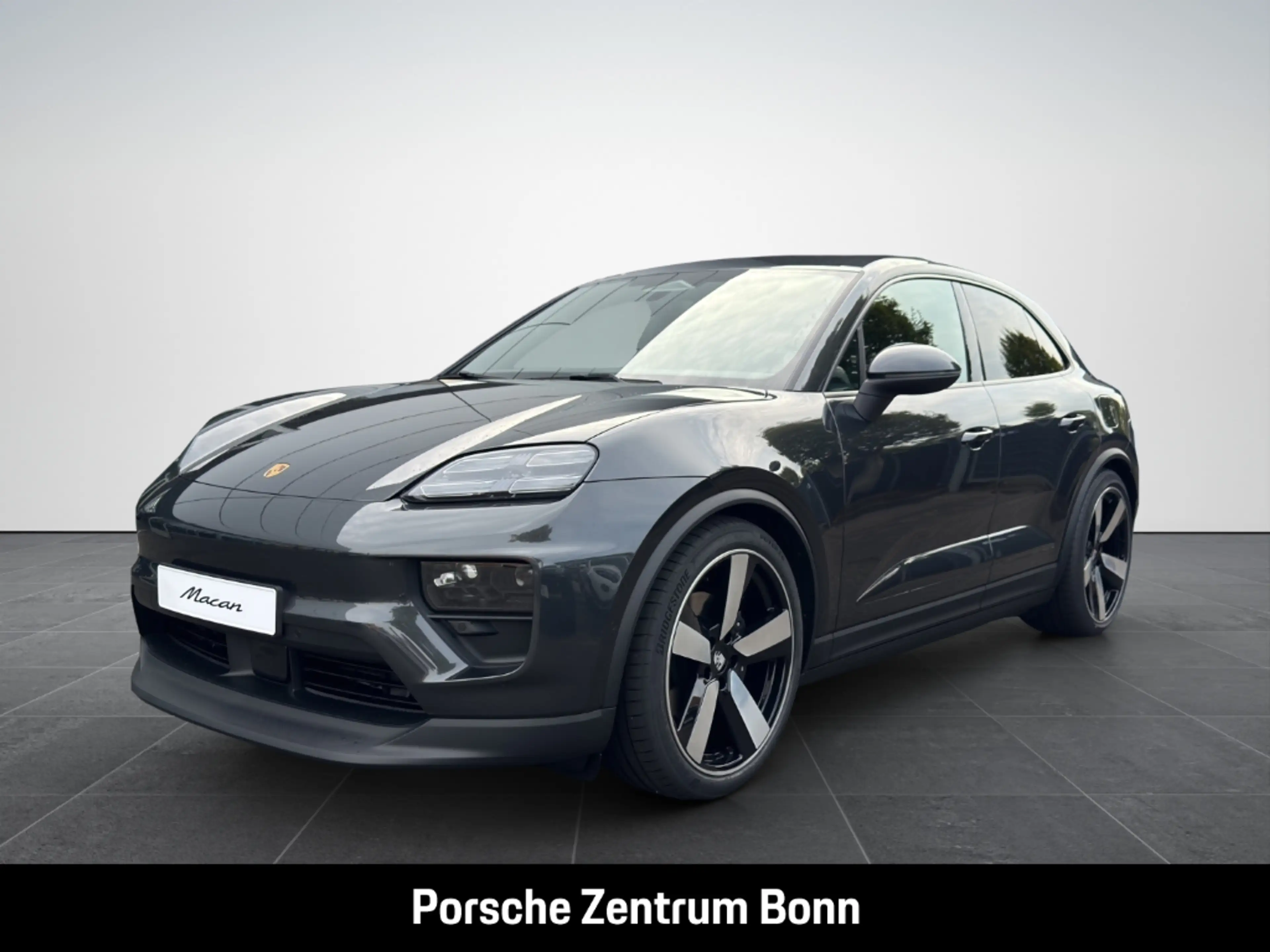 Porsche Macan BOSE Luftfederung PASM 22-Zoll LED-Matrix