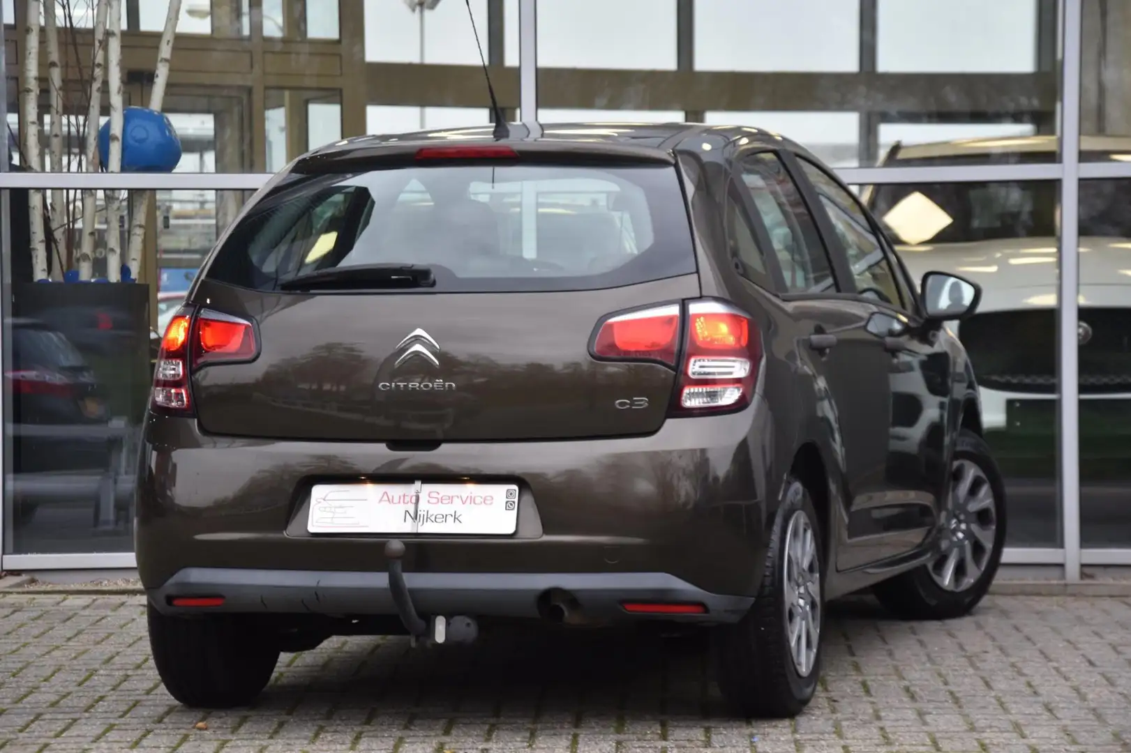 Citroen C3 1.0 PureTech Attraction Elek. Ramen Trekhaak Nieuw Bruin - 2