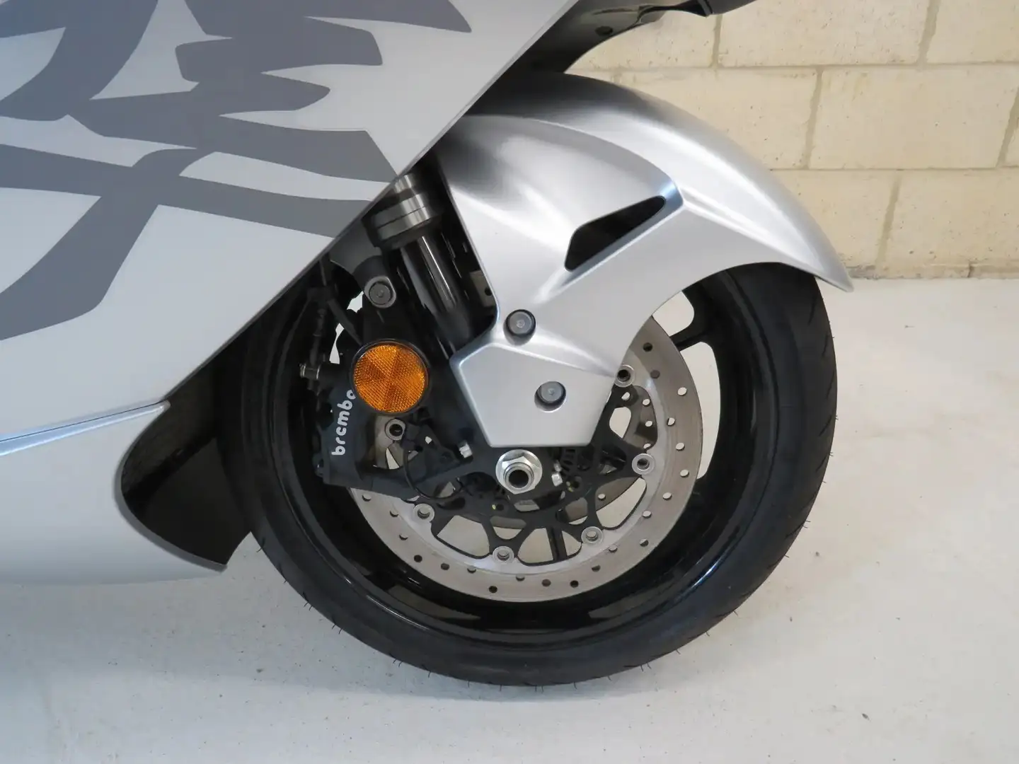 Suzuki Hayabusa Ezüst - 2