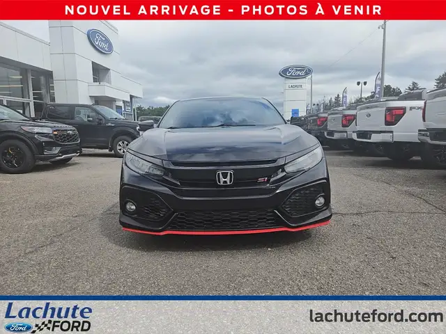 Honda Civic 2018 — photo 2