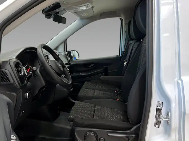 Mercedes-Benz Vito view 14