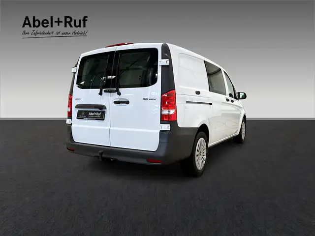 Mercedes-Benz Vito view 5