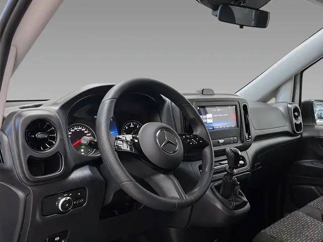Mercedes-Benz Vito view 9