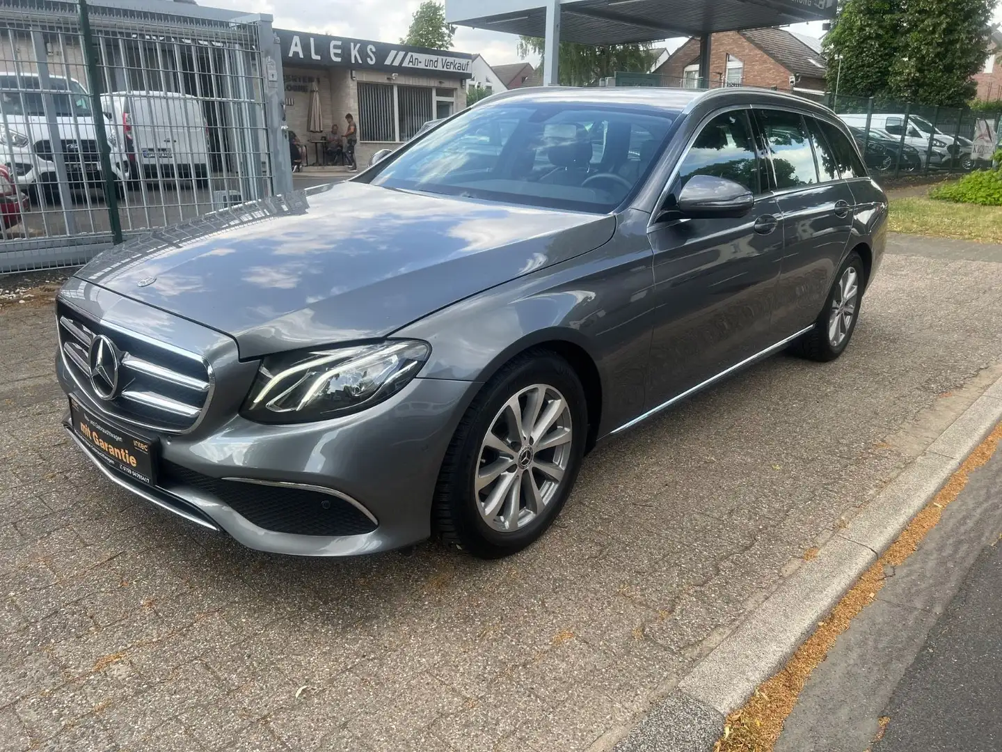 Mercedes-Benz E 200 d Avantgarde 1.HD/KAMERA/PDC/T.LEDER/NAVI Grigio - 2