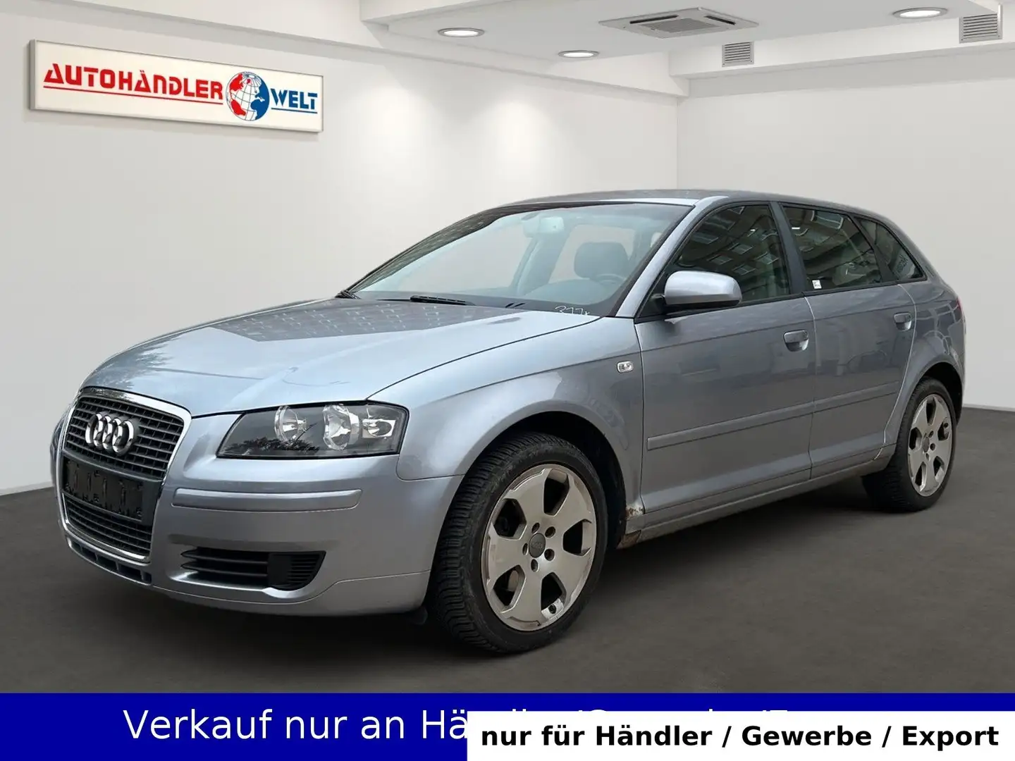 Audi A3 Sportback 2.0 i Automatik AAC Leder SHZ PDC Argent - 1