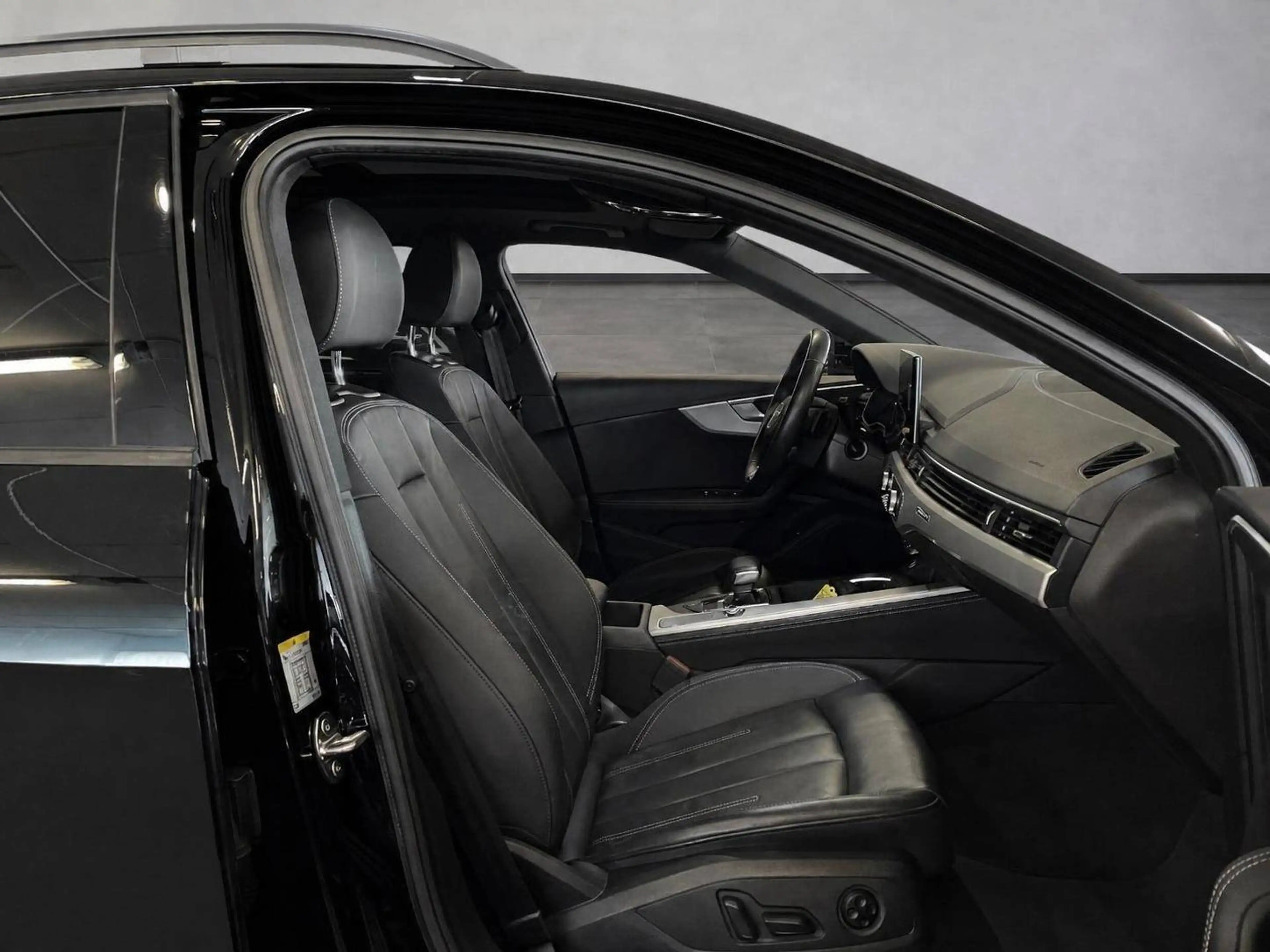 Audi A4 allroad 40 TDI/Pano/AHK/Kamera/LED/2.Hand — photo 13