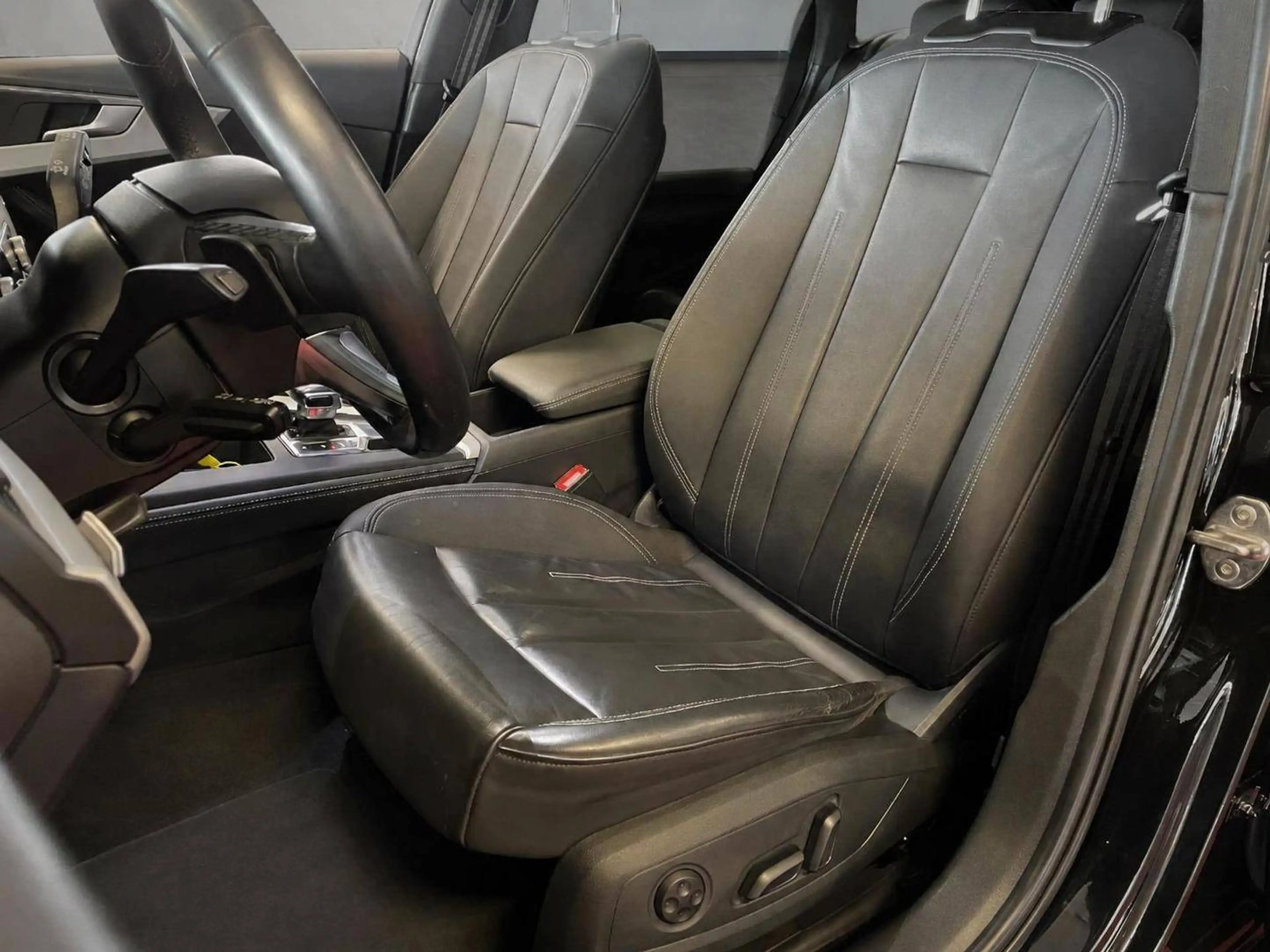 Audi A4 allroad 40 TDI/Pano/AHK/Kamera/LED/2.Hand — photo 8