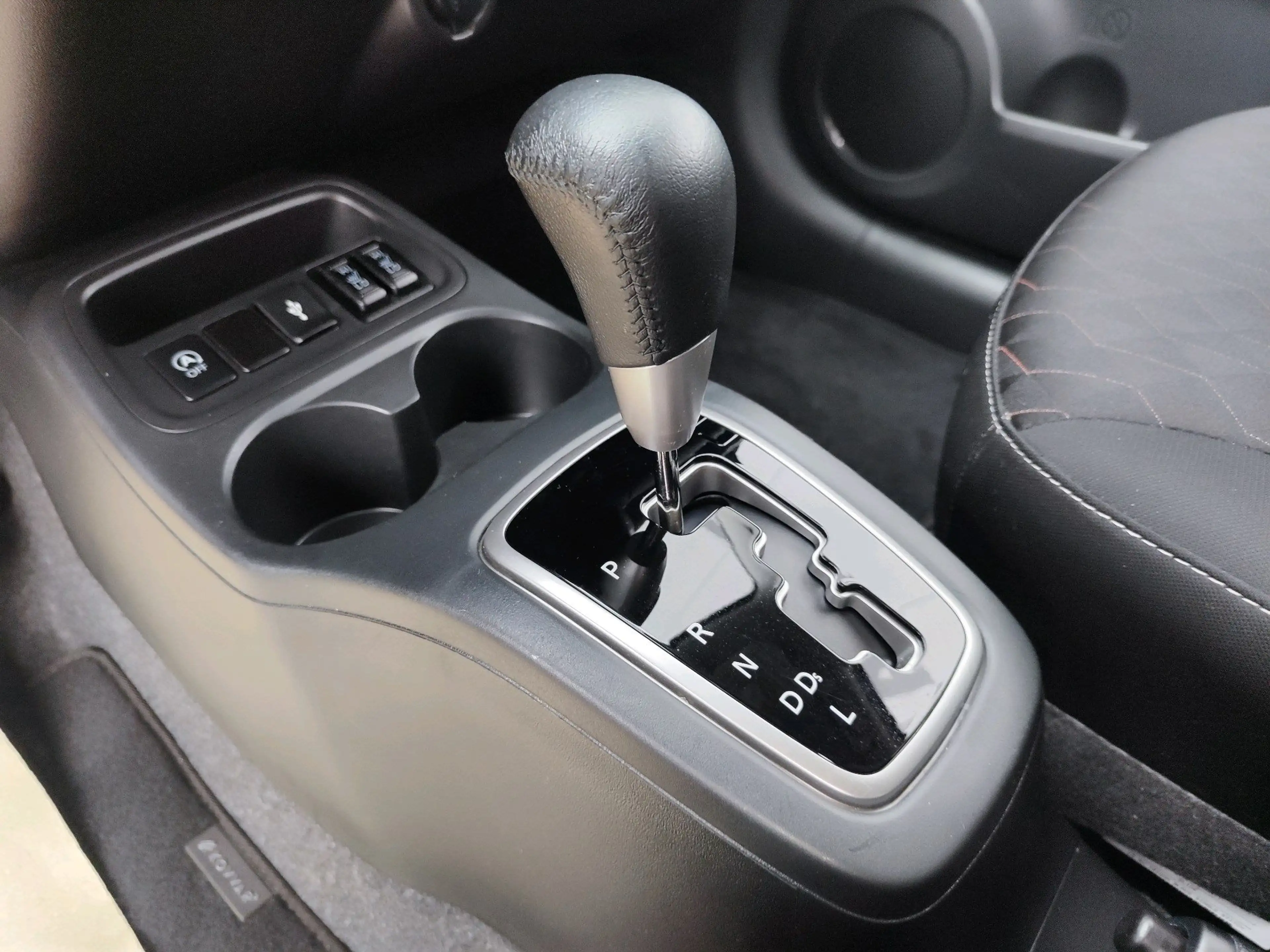 Mitsubishi Space Star 1.2 Automatik Top *KAMERA*SITZHEIZUNG* — photo 20