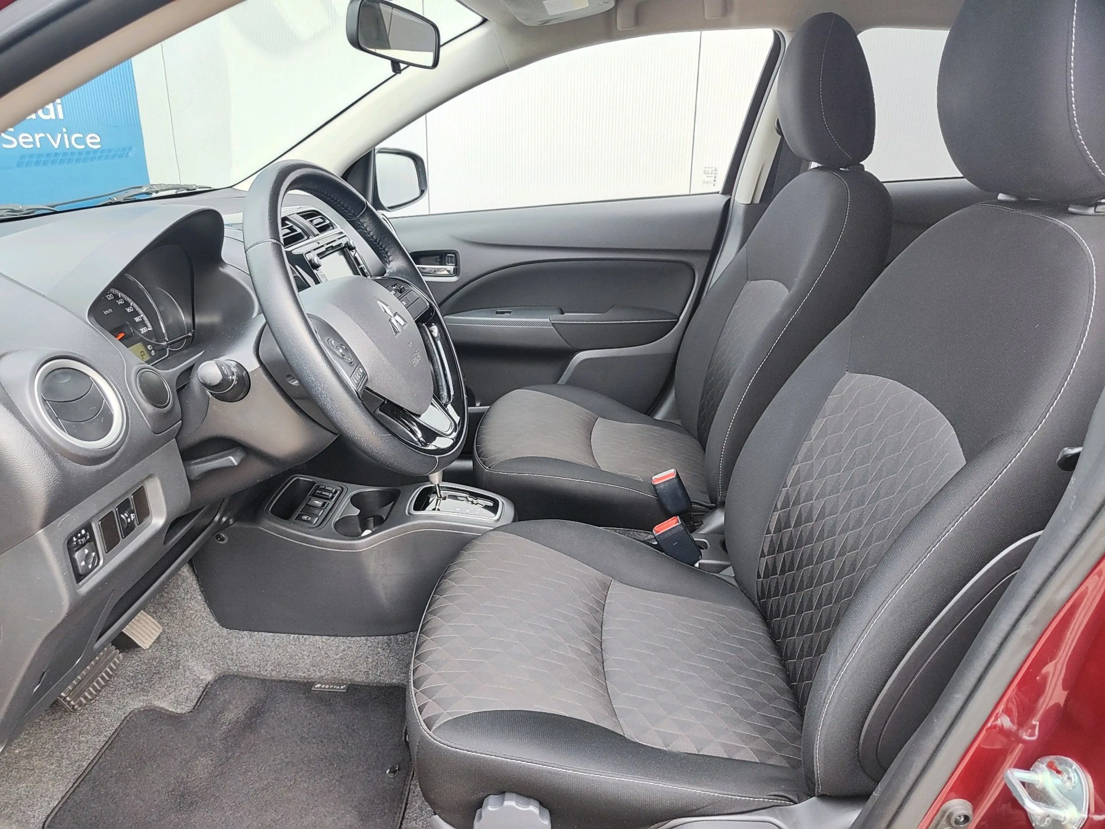 Mitsubishi Space Star 1.2 Automatik Top *KAMERA*SITZHEIZUNG* — photo 10