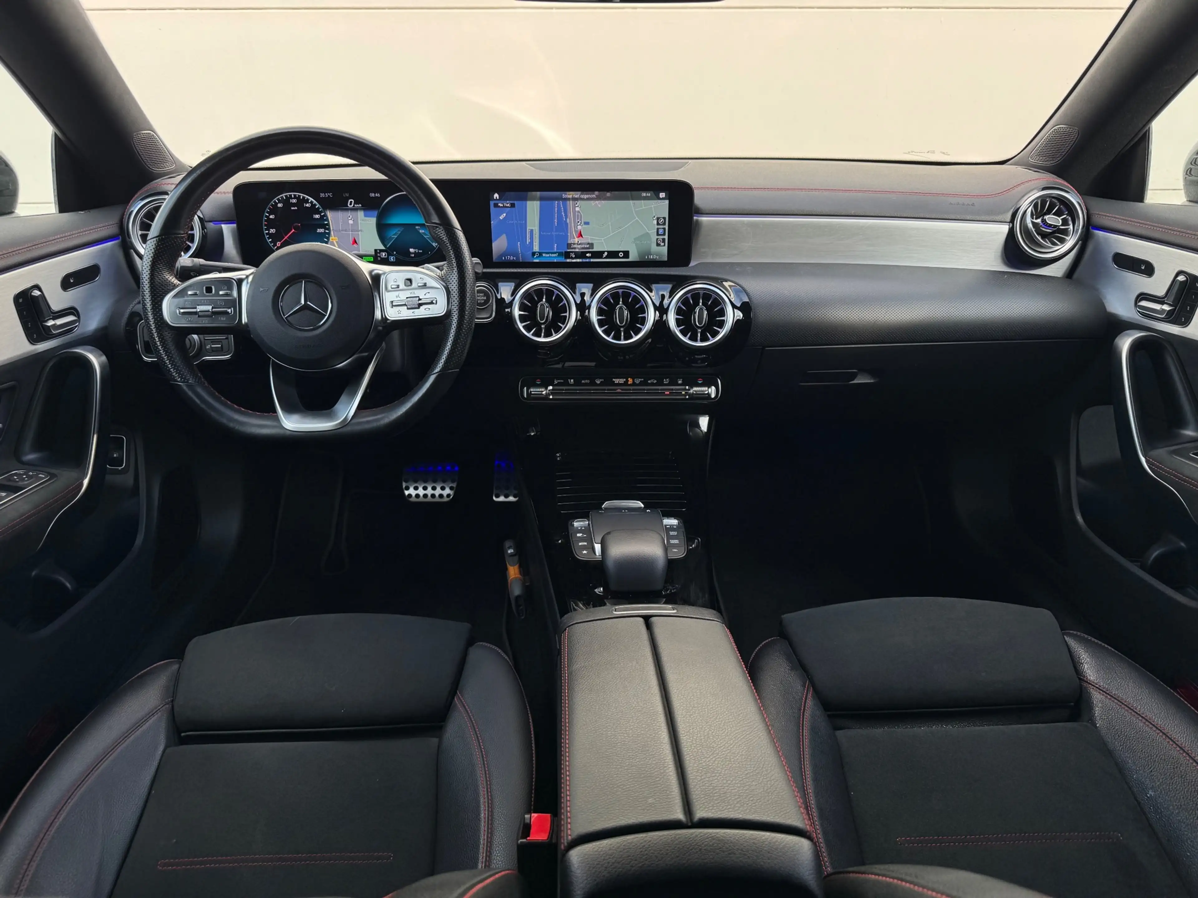 Mercedes-Benz CLA 250 e AMG Org NL Pano Memory seats Keyless entry Sfeer — photo 3