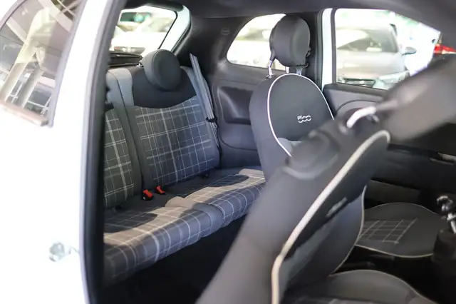Fiat 500 view 13