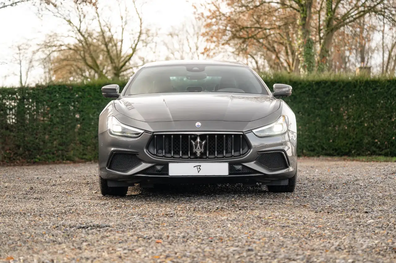 Maserati Ghibli 2021 — фото 25