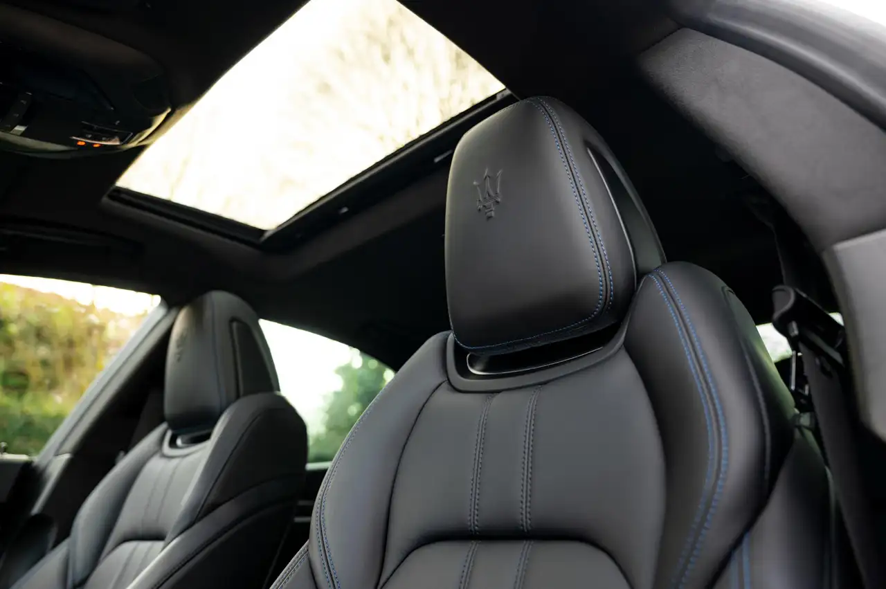 Maserati Ghibli 2021 — фото 6