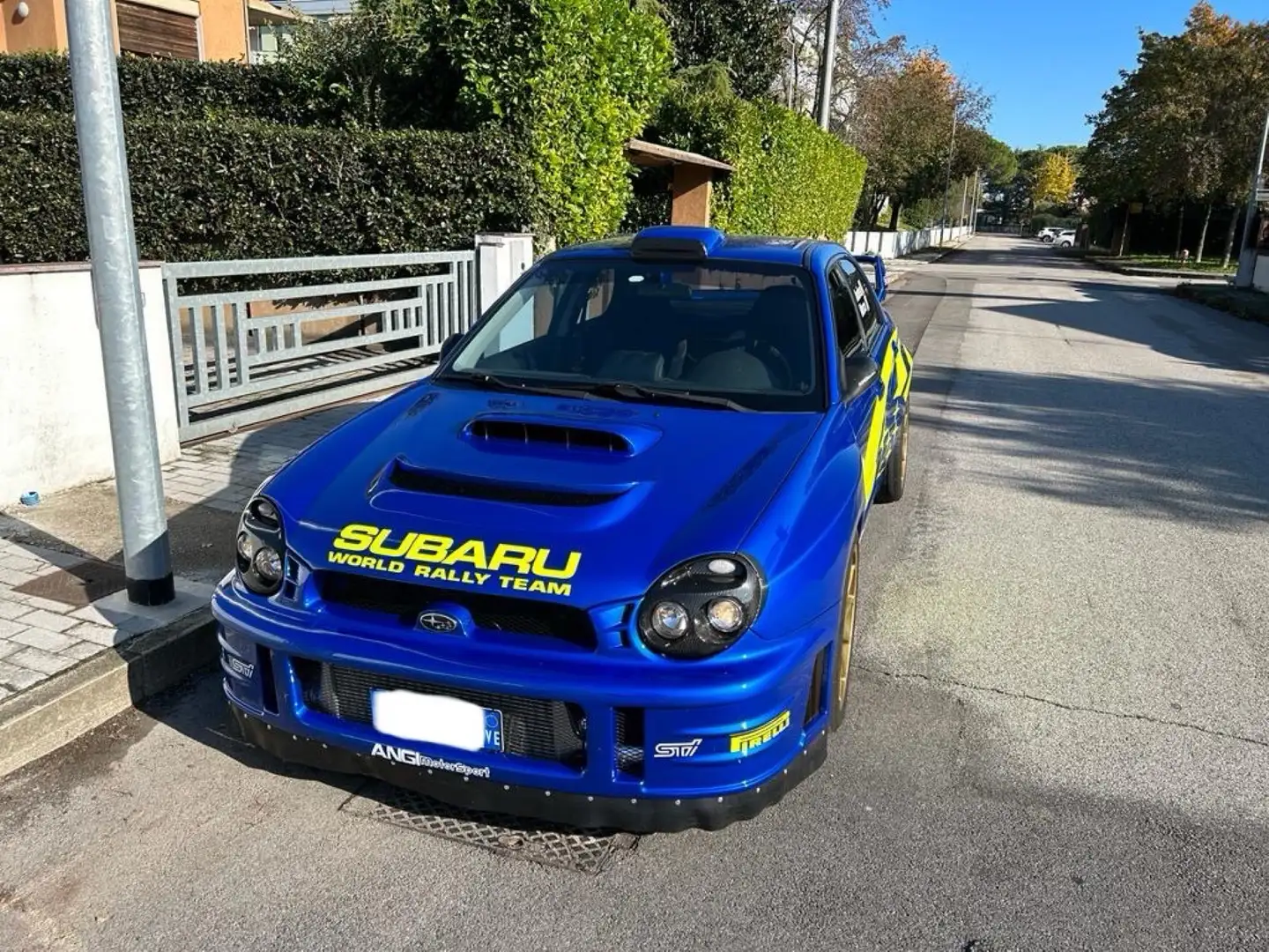 Subaru Impreza Berlina 2.0t STI awd plava - 2