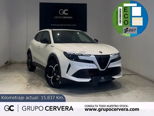 Alfa Romeo Junior Ibrida 1.2 Speciale 100kw eDCT6