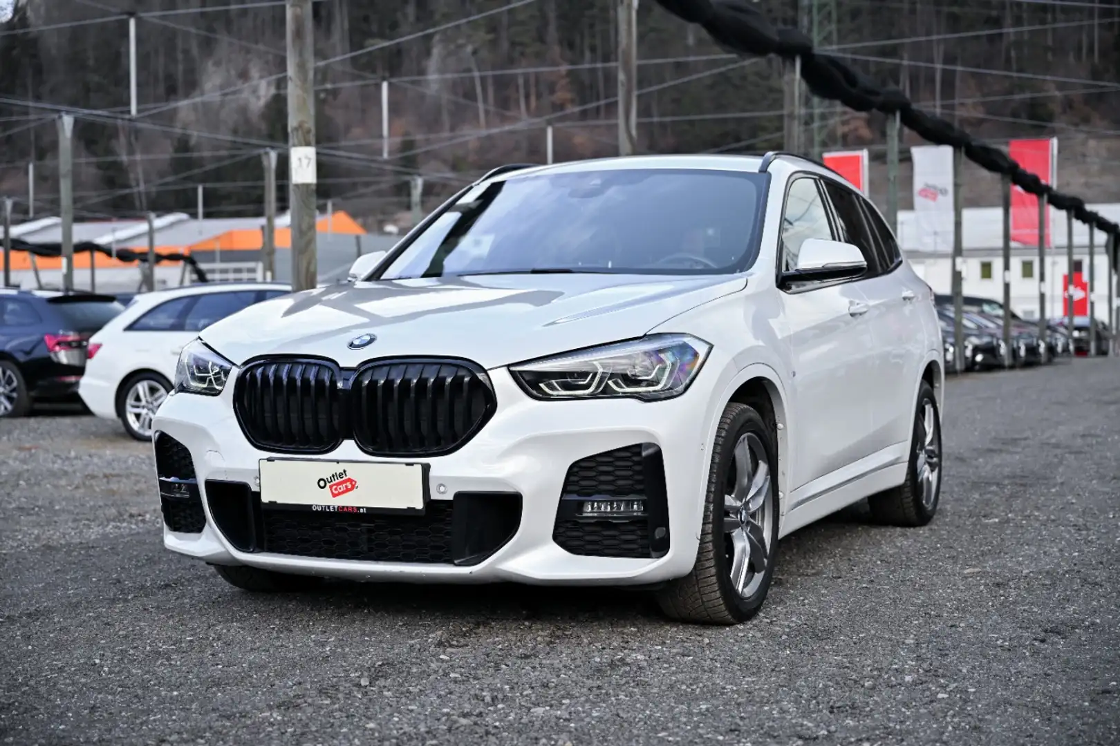 BMW X1 xDrive 25d M-Sport Aut. AHK+LED+LEDER+RADAR Weiß - 2