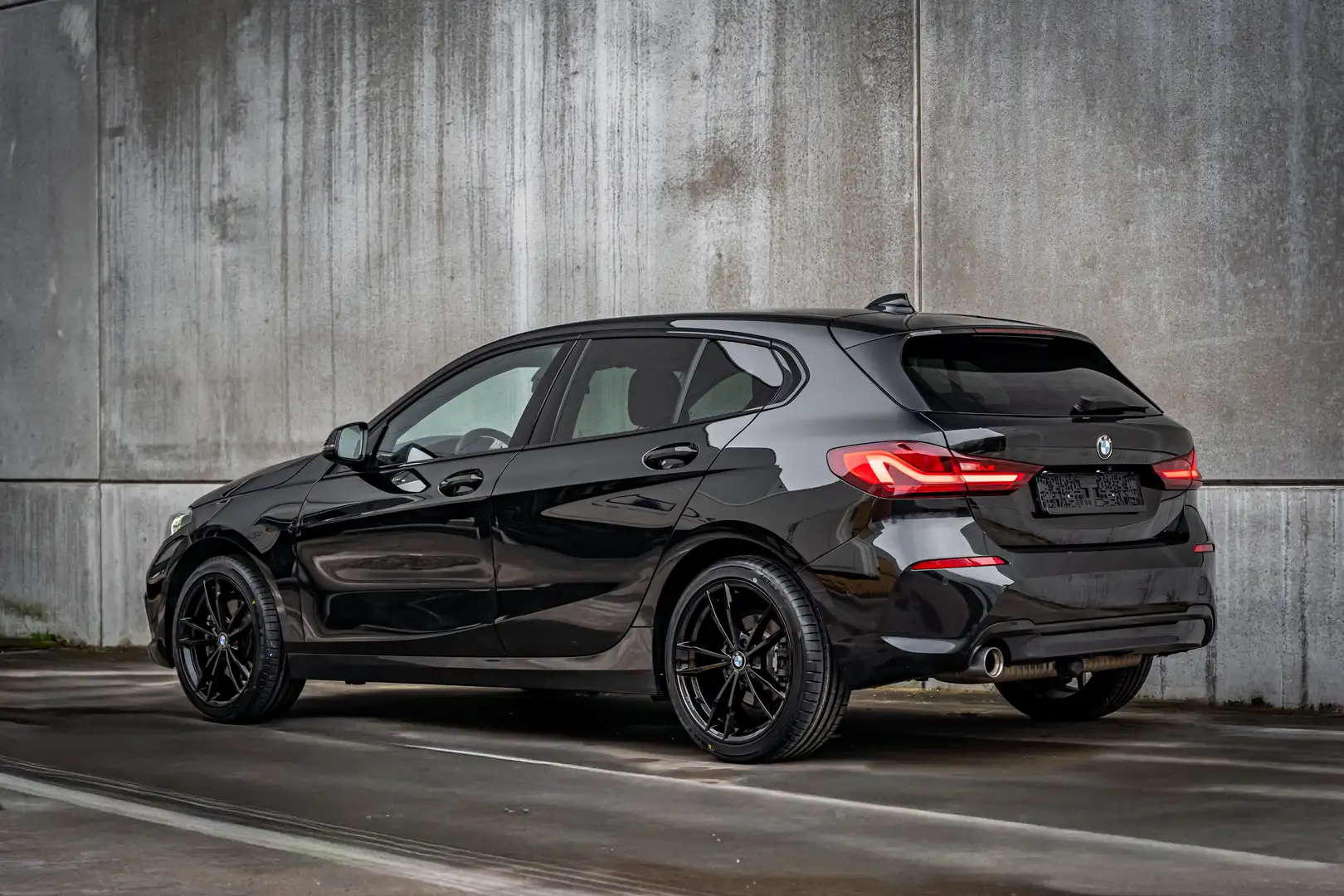 BMW 118 LOOKM Noir - 2
