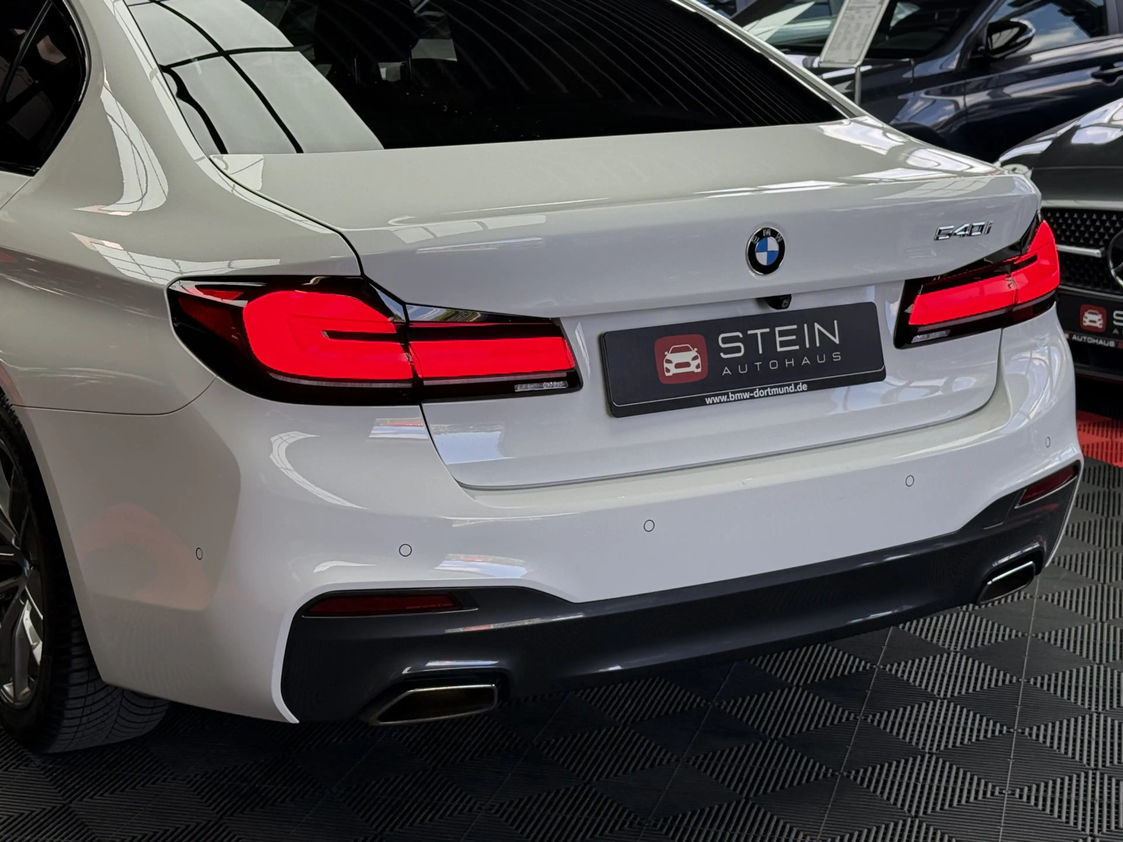 BMW 540 i M-Paket AHK Pano HUD AktivLenkung Totwinkel — photo 4