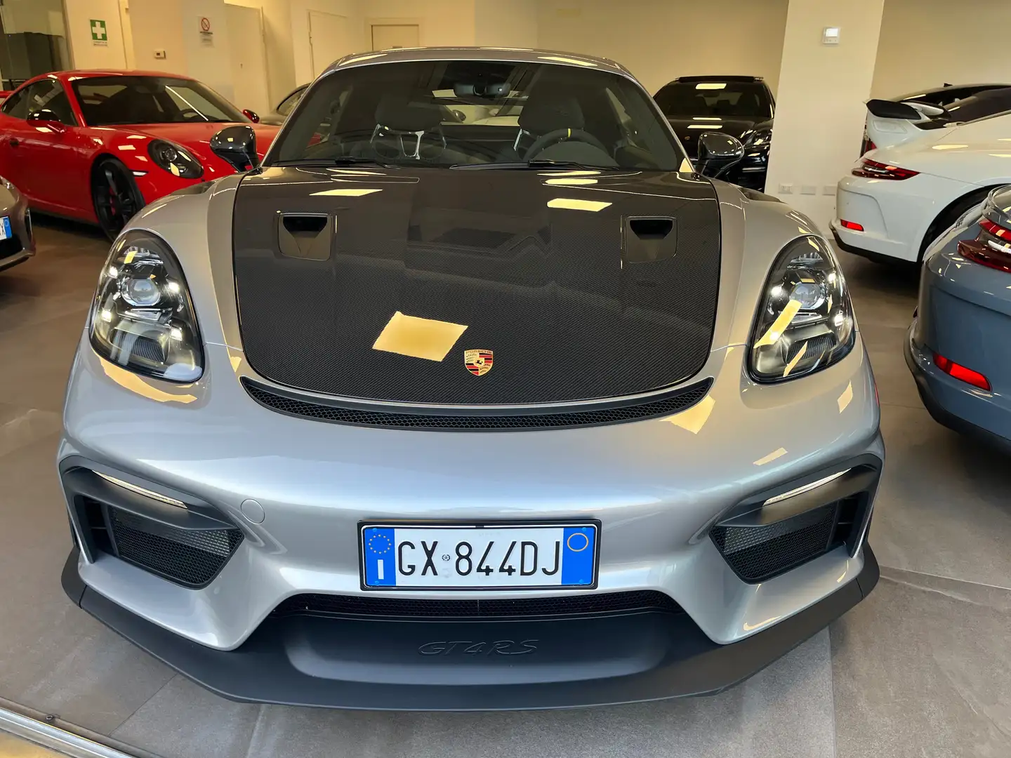 Porsche 718 CAYMAN 4.0 GT4 RS 500 CV PDK CARBO PACCH. WEISACCH Срібний - 2