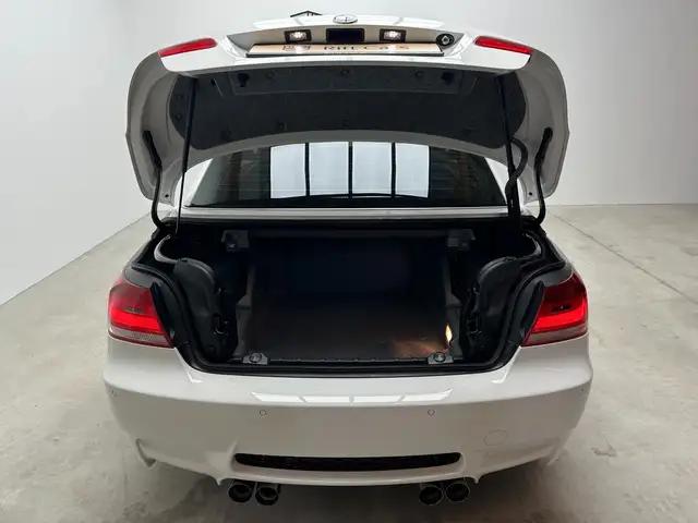 BMW M3 E93 DKG V8. M-Perfomance ESD - Sammlerzustand - Ansicht 46