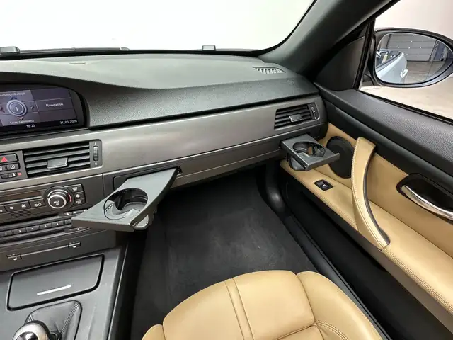 BMW M3 E93 DKG V8. M-Perfomance ESD - Sammlerzustand - Ansicht 31