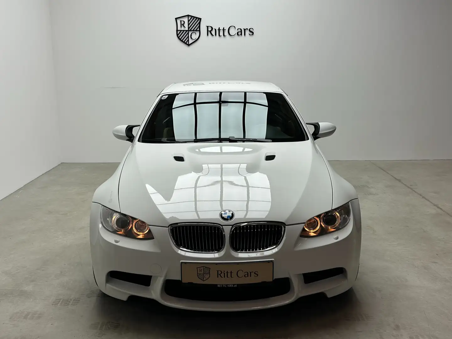 BMW M3 E93 DKG V8. M-Perfomance ESD - Sammlerzustand - Weiß - 1