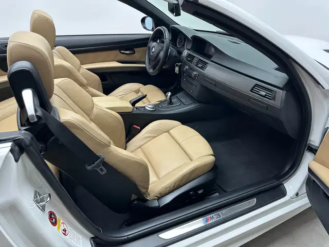 BMW M3 E93 DKG V8. M-Perfomance ESD - Sammlerzustand - Ansicht 26