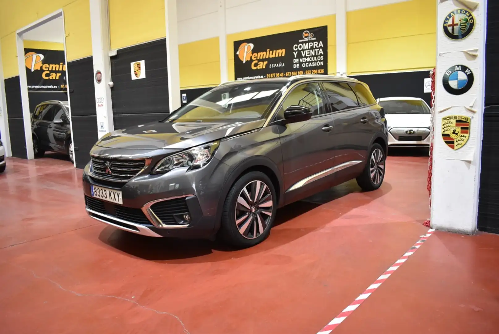 Peugeot 5008 1.2 PureTech S&S Allure 130 Gris - 1
