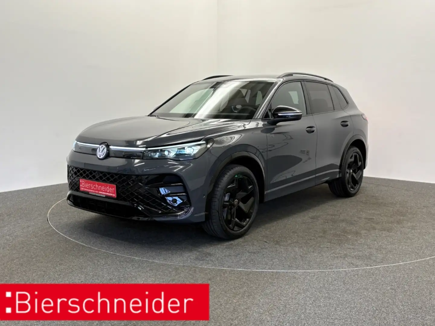 Volkswagen Tiguan 2.0 TDI DSG R-Line Black Style ALU 19 AHK AREA VIE Grau - 1