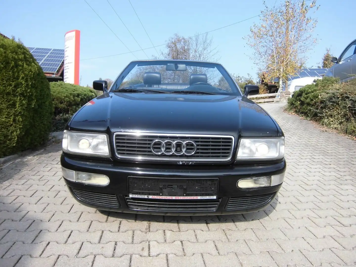 Audi Cabriolet 1.8 crna - 2