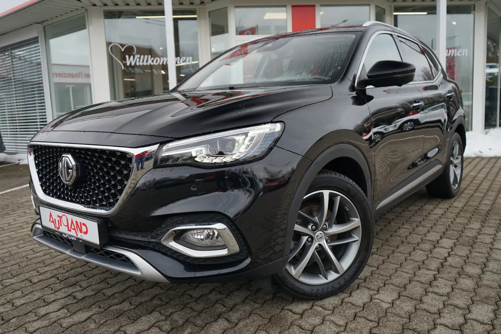 MG HS 1.5 T-GDI Luxury Aut. LED Navi Pano 360° Schwarz - 2