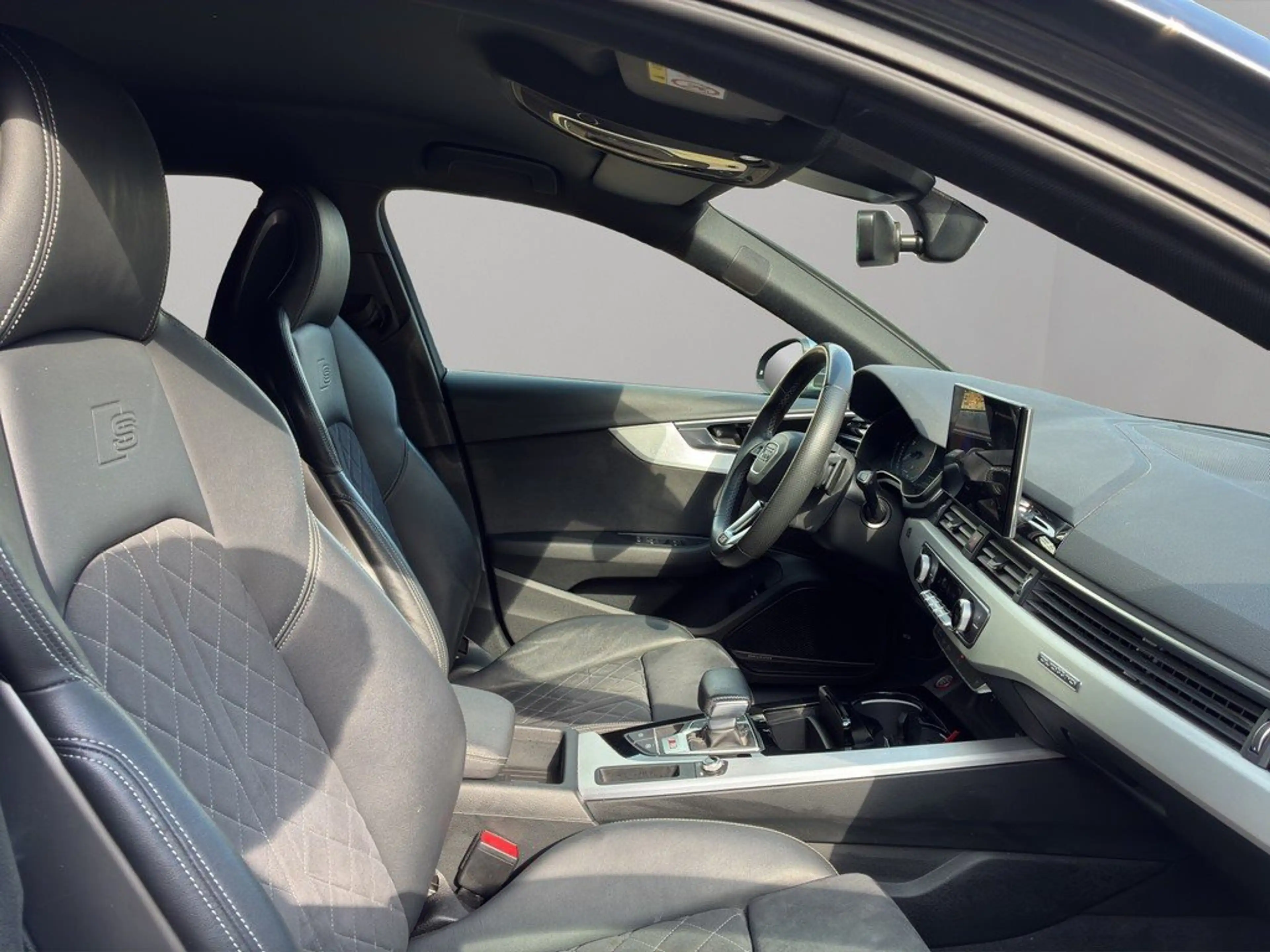 Audi S4 Avant 3.0 TDI quattro Tiptronic B&O Matrix — photo 9