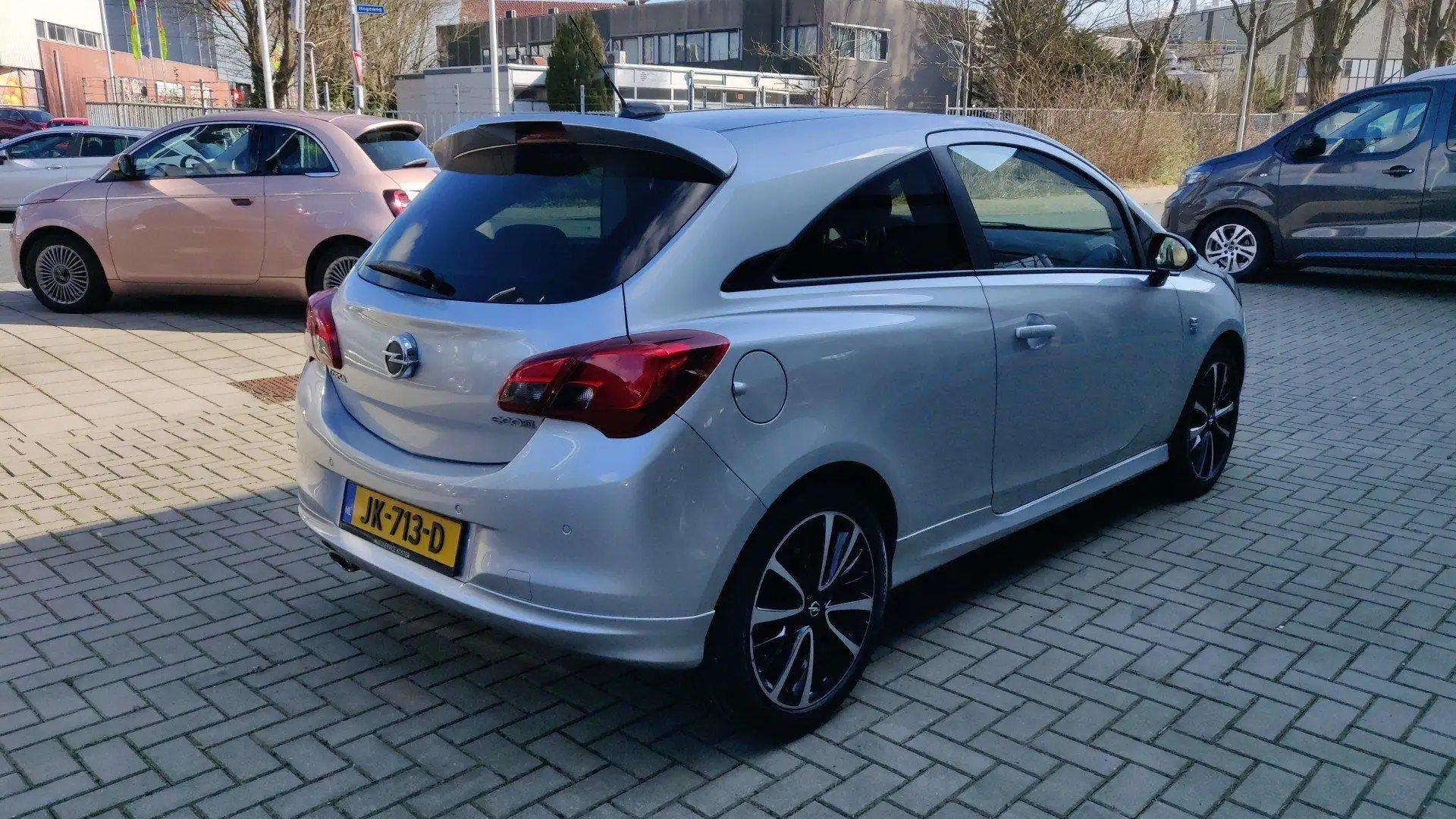 Opel Corsa 1.0 Turbo Color Edition | OPC-Line | 17 inch Bi-Co Grijs - 2