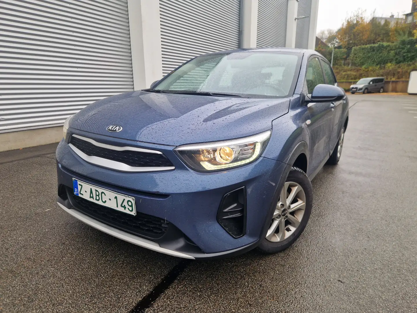 Kia Stonic Stonic 1.2i Easy ISG Blauw - 1
