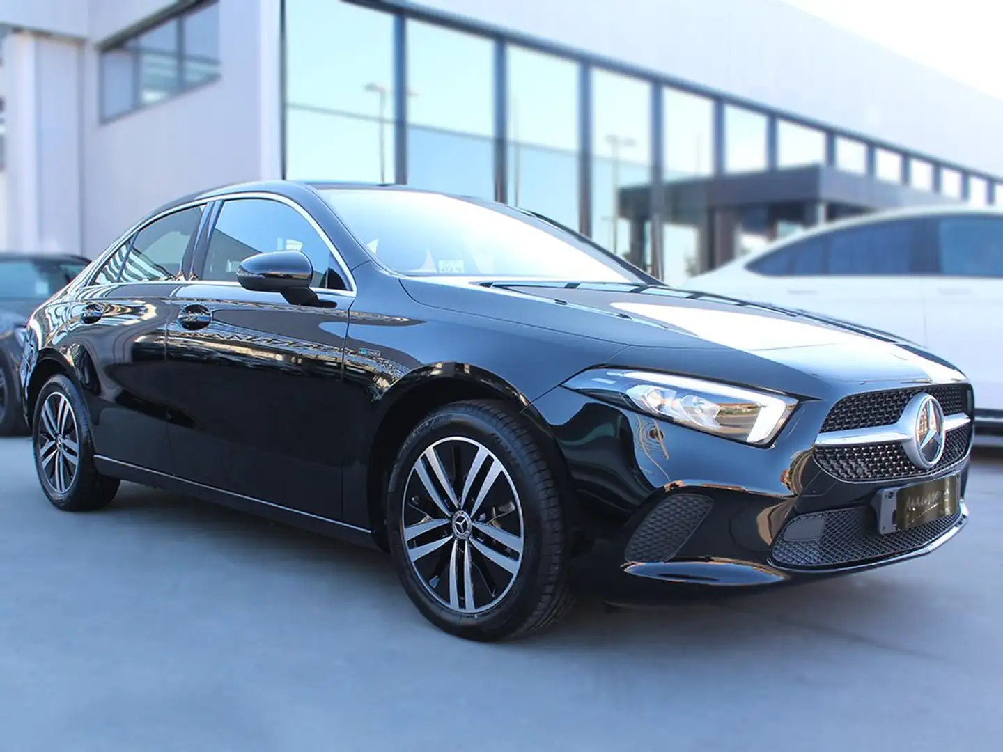 Mercedes-Benz A 250 e phev (eq-power) Sport auto Nero - 1