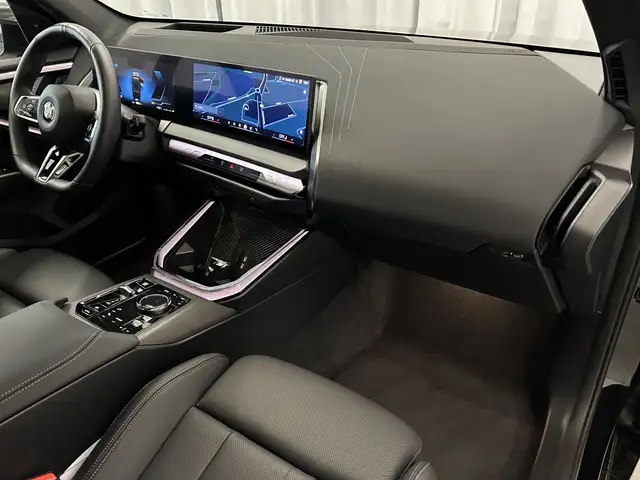 BMW X3 view 9