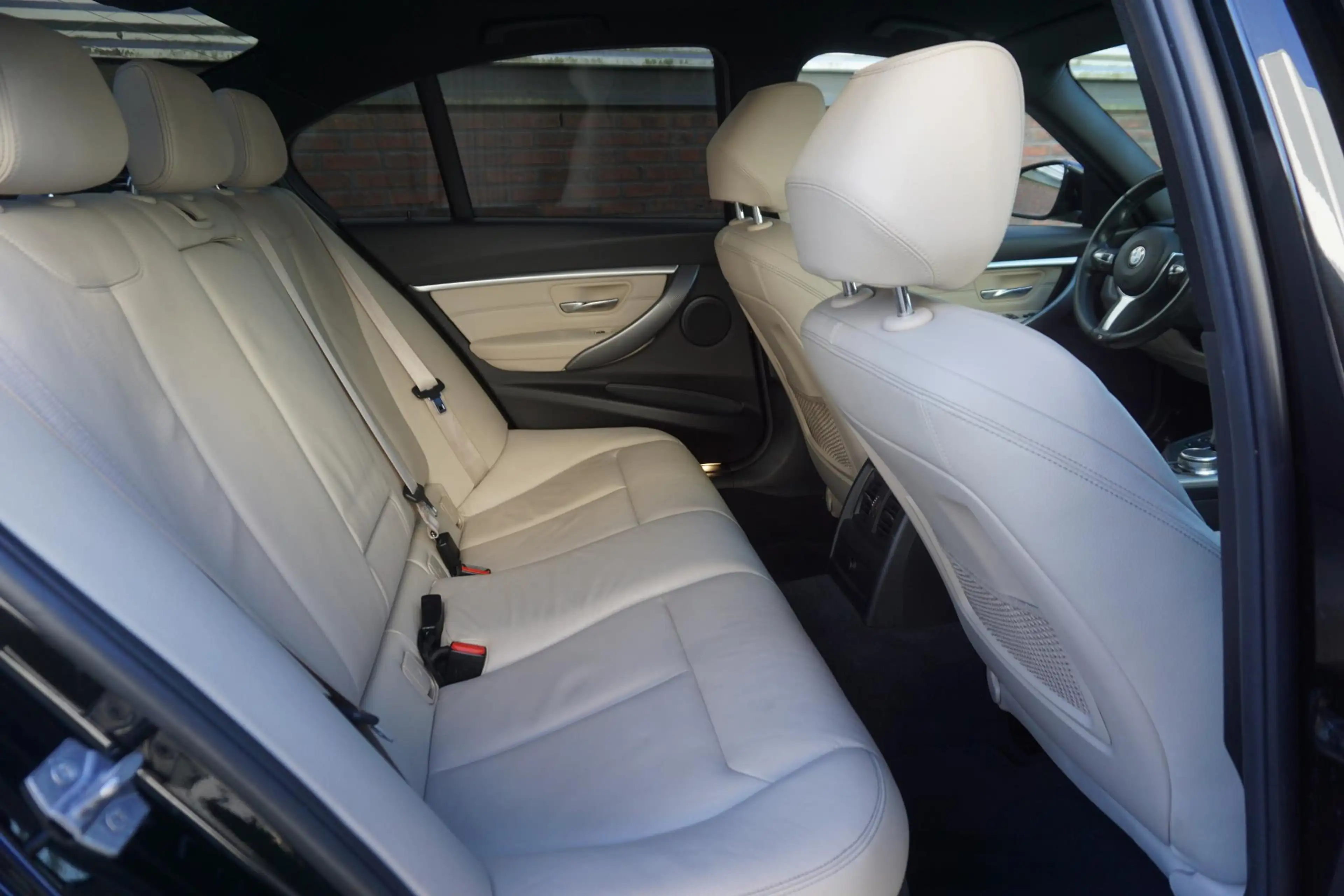 BMW 318 3-serie 318i Edition M Sport Shadow Executive/19 I — photo 40