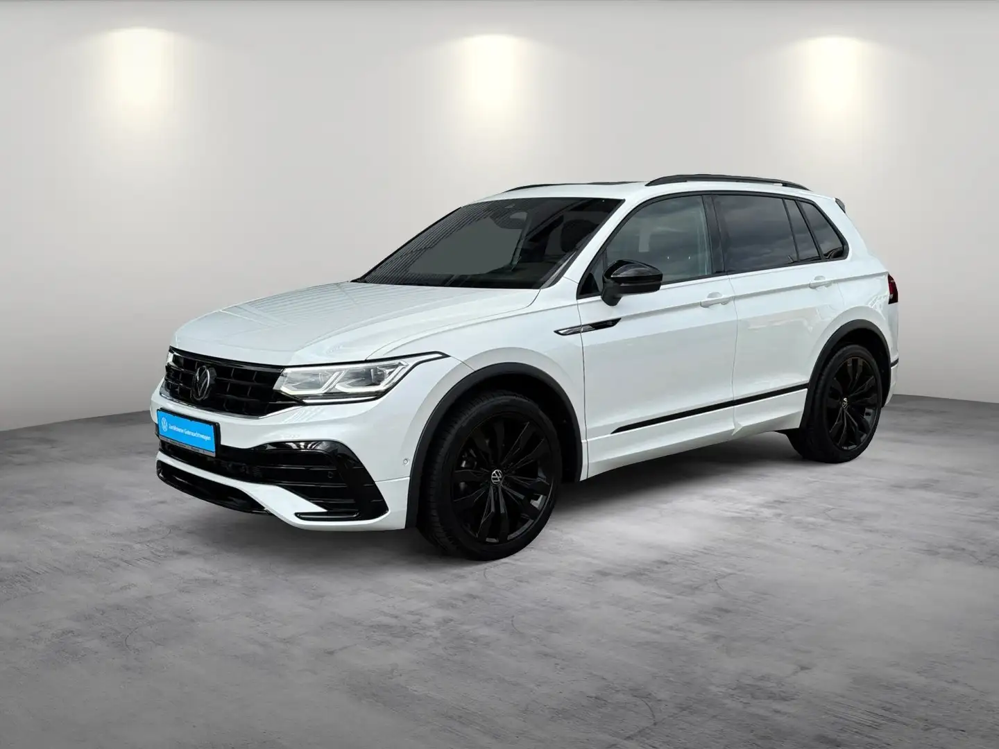 Volkswagen Tiguan R-Line 1.5TSI AHK MATRIX HUD PANO H&K SHZ White - 2