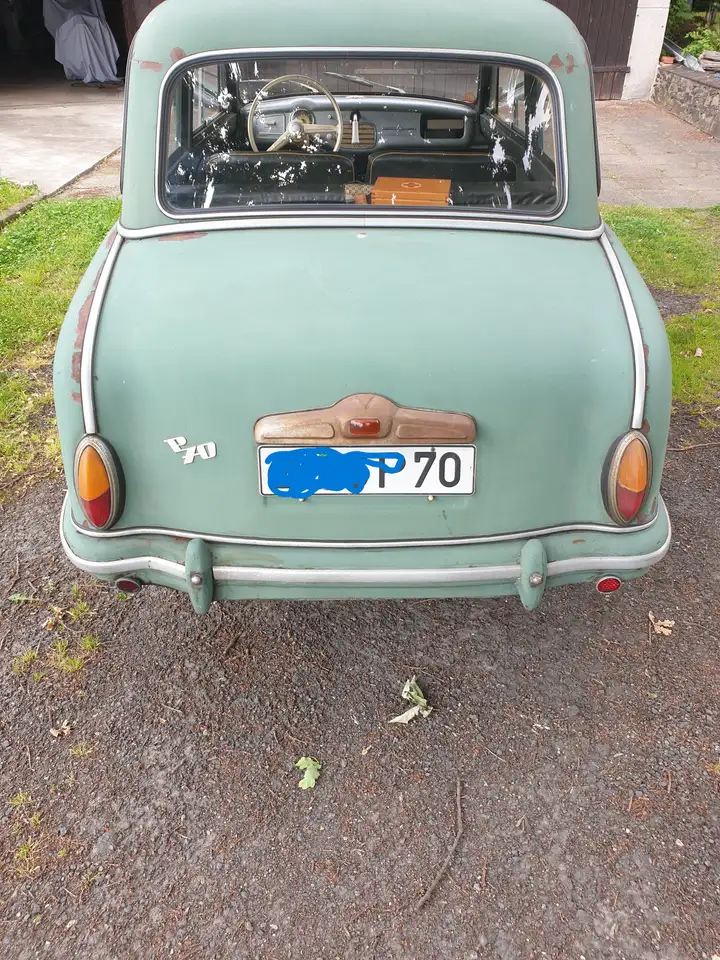 Trabant AWZ P 70, foto 2