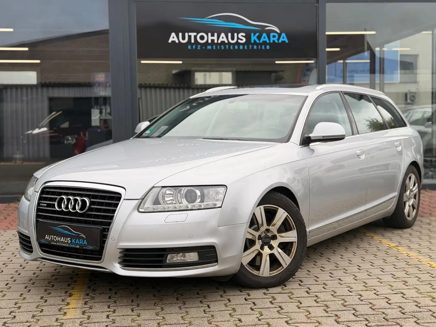Audi A6 Avant 3.0 TDI quattro Silber - 1