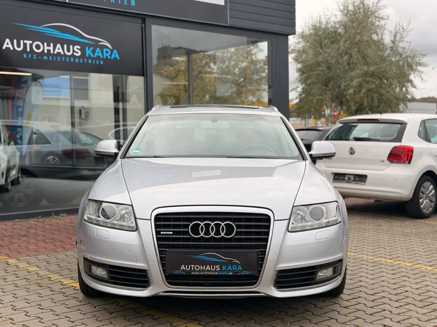 Audi A6 Avant 3.0 TDI quattro Silber - 2