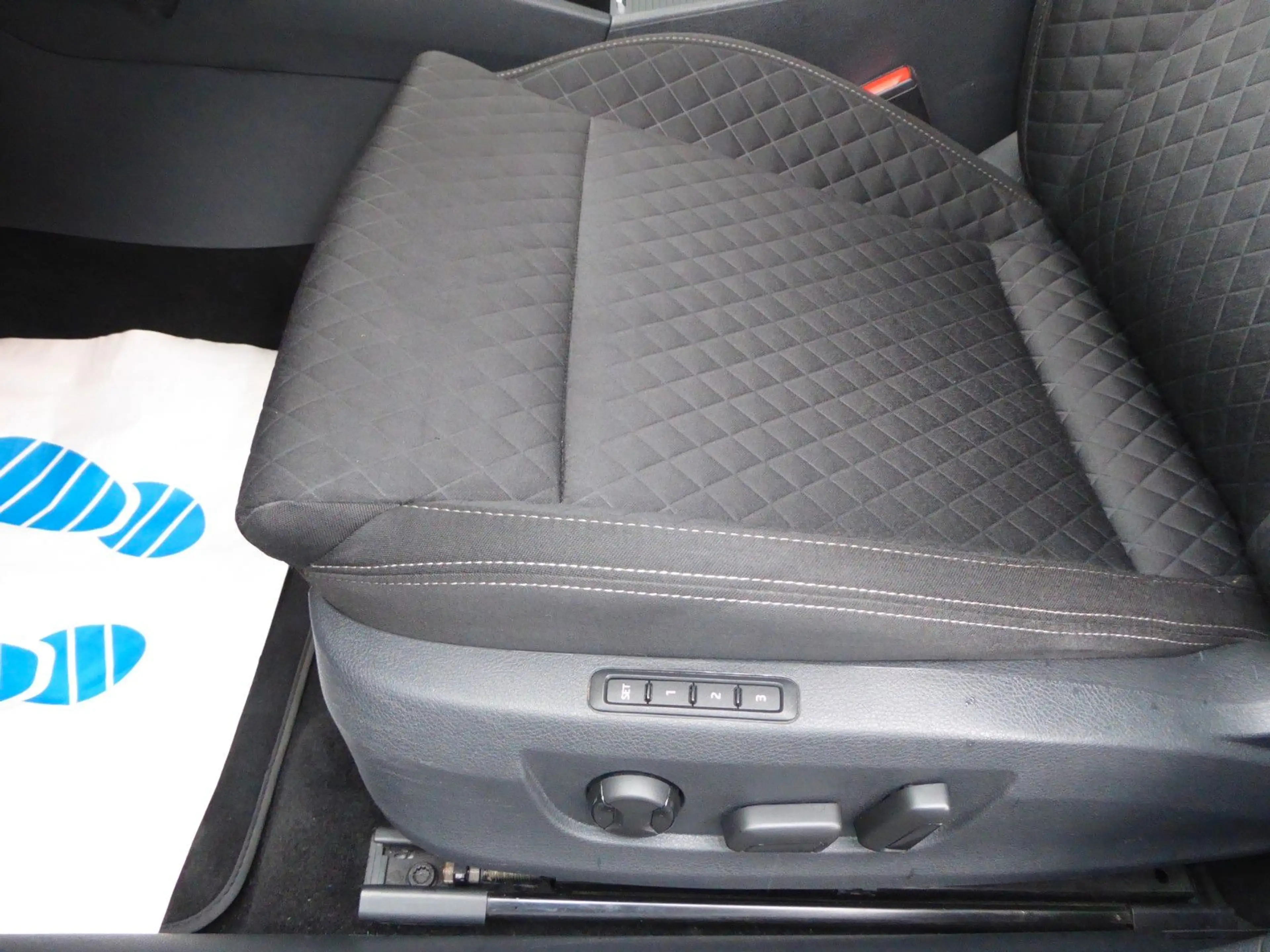 Skoda Superb Combi Style 2,0 TDI — photo 5