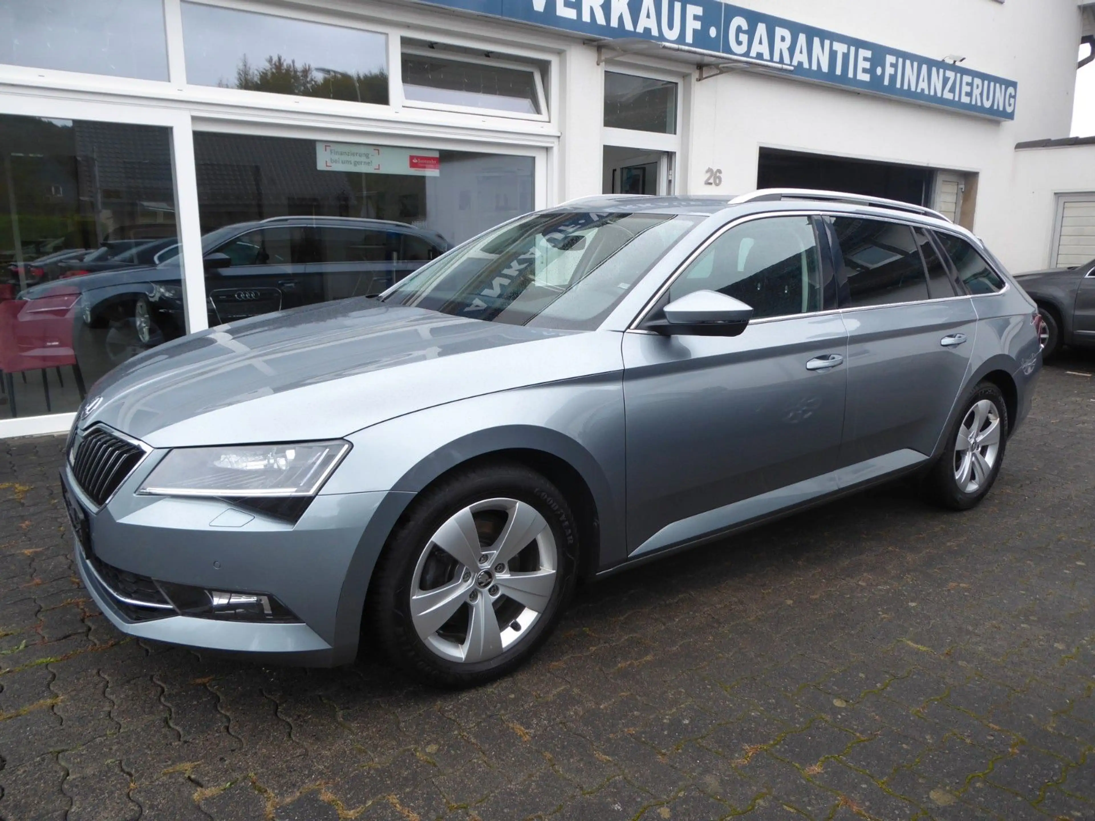 Skoda Superb Combi Style 2,0 TDI — photo 3