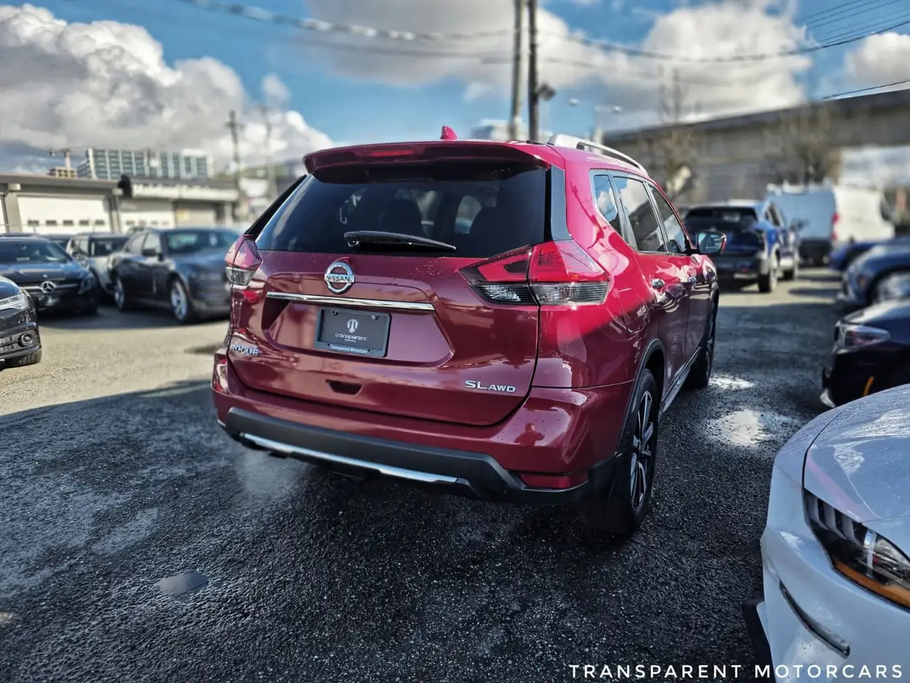 Nissan Rogue снимка Nissan Rogue