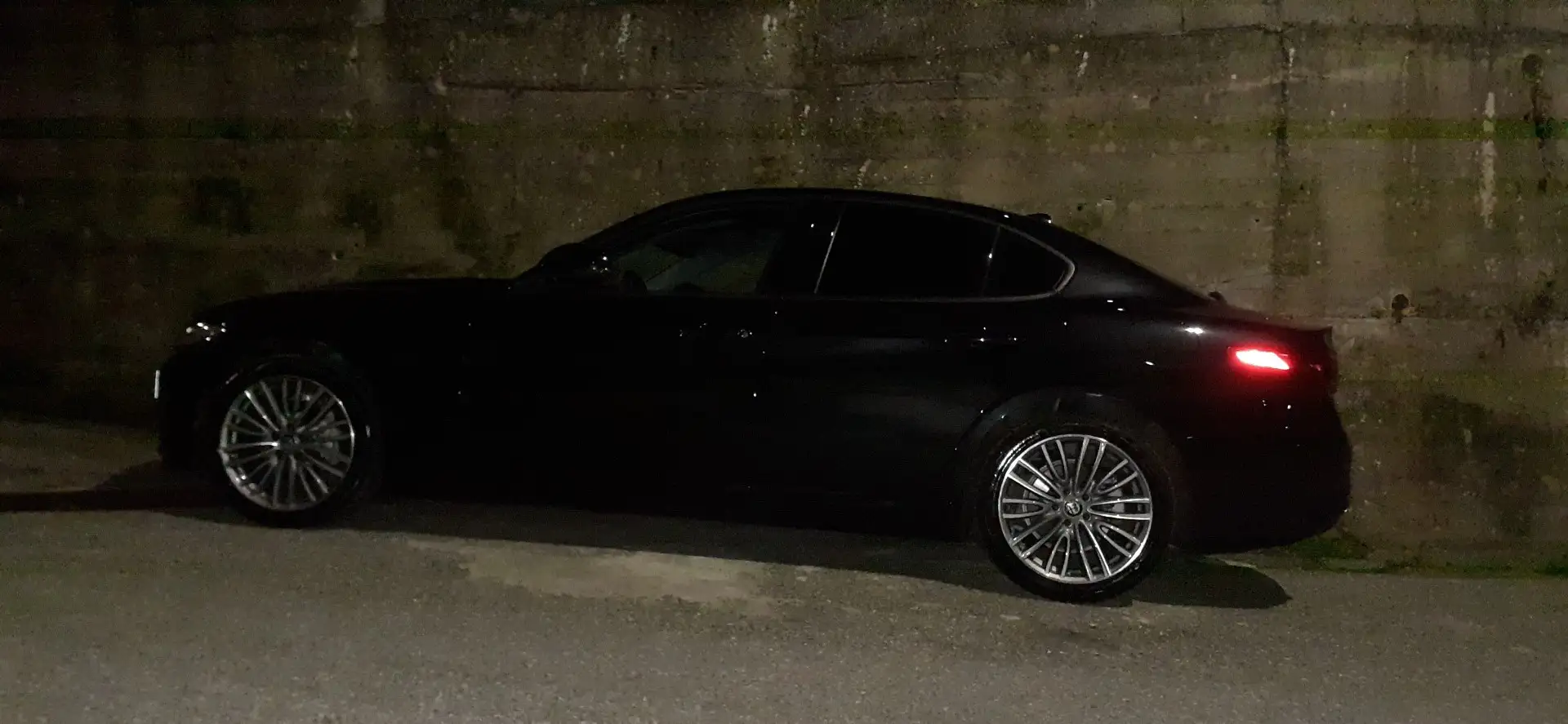 Alfa Romeo Giulia 2.2 t Business 160cv my19 - 1